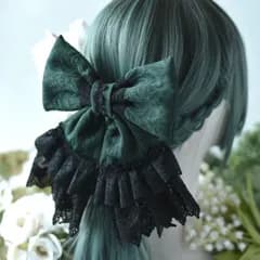常緑の精霊｜深緑のジャガード生地と黒ダブルレースが美しいジャボタイ2wayリボン／ゴシック ロリータ ヘアアクセサリー バレッタ 髪飾り グリーン