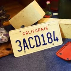 アメリカ直輸入 ナンバープレート California カリフォルニア アメリカン雑貨 ビンテージ インテリア ガレージ ナンバーフレーム 世田谷ベース