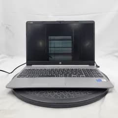 ★ジャンク/液晶割れあり★HP 250 G8 [CPU/メモリ/ストレージ容量不明 15.6インチ OS無し] 中古 ノートパソコン (RM1585)