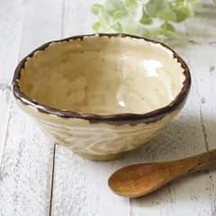 小鉢 11cm さんかく小鉢 BROWNIE 皿 食器 鉢 洋食器 和食器 磁器 日本製 （ 食洗機対応 電子レンジ対応 三角鉢 ボウル 耐熱 オーブン対応 副菜 煮物鉢 角 小皿 おしゃれ 和モダン ）)
