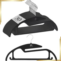 【新品】 【整理収納のプロも注目】【独自設計×王様のハンガー】チチロバ(TITIROBA) ハンガー すべらない かたくずれ防止 襟が伸びない 伸び防止 跡がつかない 連結フック 頑丈 スリム ベルベット製 30本組 ブラック 0