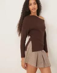 エイソス レディース アウター ニット・セーター アシンメトリー オフショルダー ニット ASOS DESIGN knit asymmetric offshoulder top in rib in chocolate Chocolate チョコレート