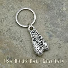 シルバー パッケージ入り アメリカン トラックナッツ ブルズボール 金運 キーホルダー ゴールデンナッツ キンタマ 金玉 キーフォブ お守り  バイカー ハーレー SILVER ;TAMA-001B