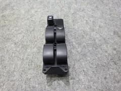 EKワゴン パワーウインドウスイッチ 2008年 H82W 8608A131 260504093