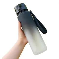 飲みやすい ジム 片手で開けられる 水ボトル スポーツドリンク 水筒 水筒 1l 大きいサイズ オシャレ bottle water アウトドア 登山 漏れ防止 軽い 手を入れて洗える水筒 大きい ボトル 携帯便利 bpaフリー プラスチック スポーツボトル 軽
