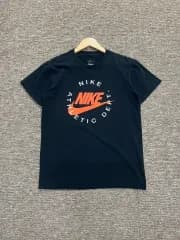 ナイキ ドライフィット 半袖Tシャツ M