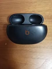 Beats Studio Buds+ ブラック　充電ケースのみ