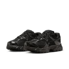 ★クーポン発行中【正規品取扱店･新品】NIKE スニーカー レディース ナイキ V5 RNR HQ7901 NIKE V5 RNR