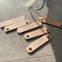 ファーストアートタグ [こちらは金具付きタイプ]　アートタグ　木製タグ　フィンガーペイント