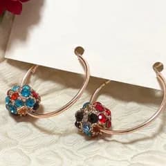 ピアス　フープ　スパークリングボール　デザインピアス