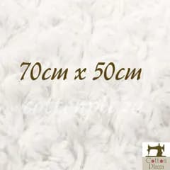 スクロールファー ローズボア オフホワイト 生地 巾約70cm×50cm